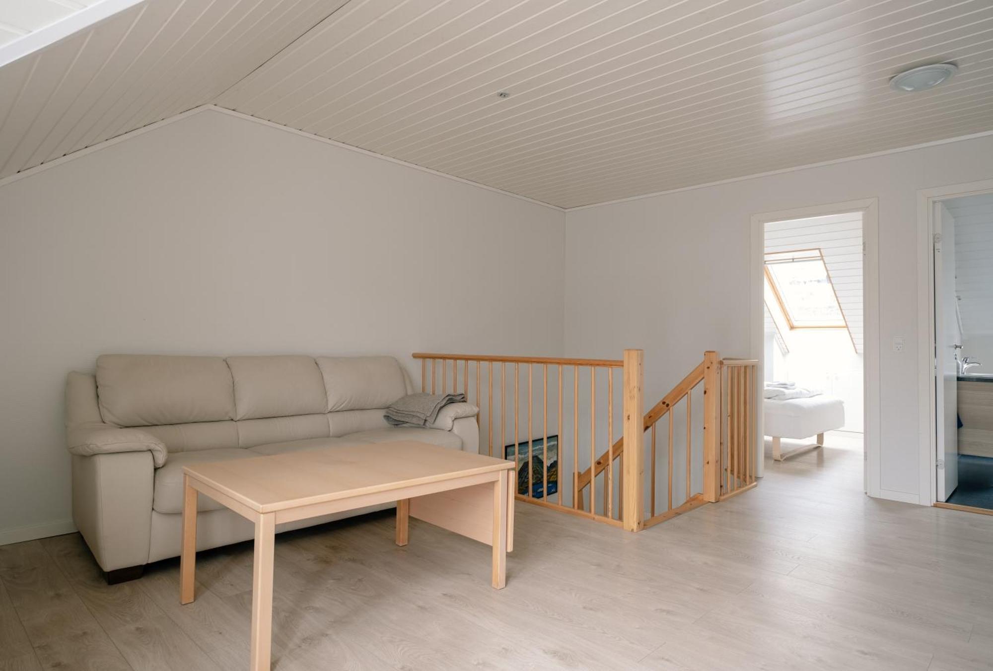 Spacious City Center Home By The Sea Klaksvík المظهر الخارجي الصورة
